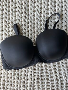 torrid curve Black Lace-Trim Molded T-Shirt Bra 40DDD